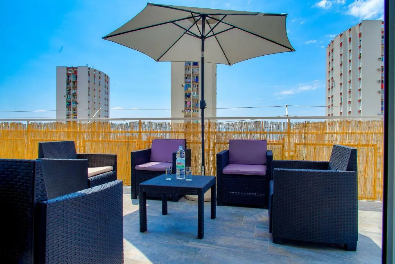 דירות Penthouse Zia ספליט 0*,